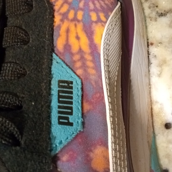 Puma - Picture 3 of 5